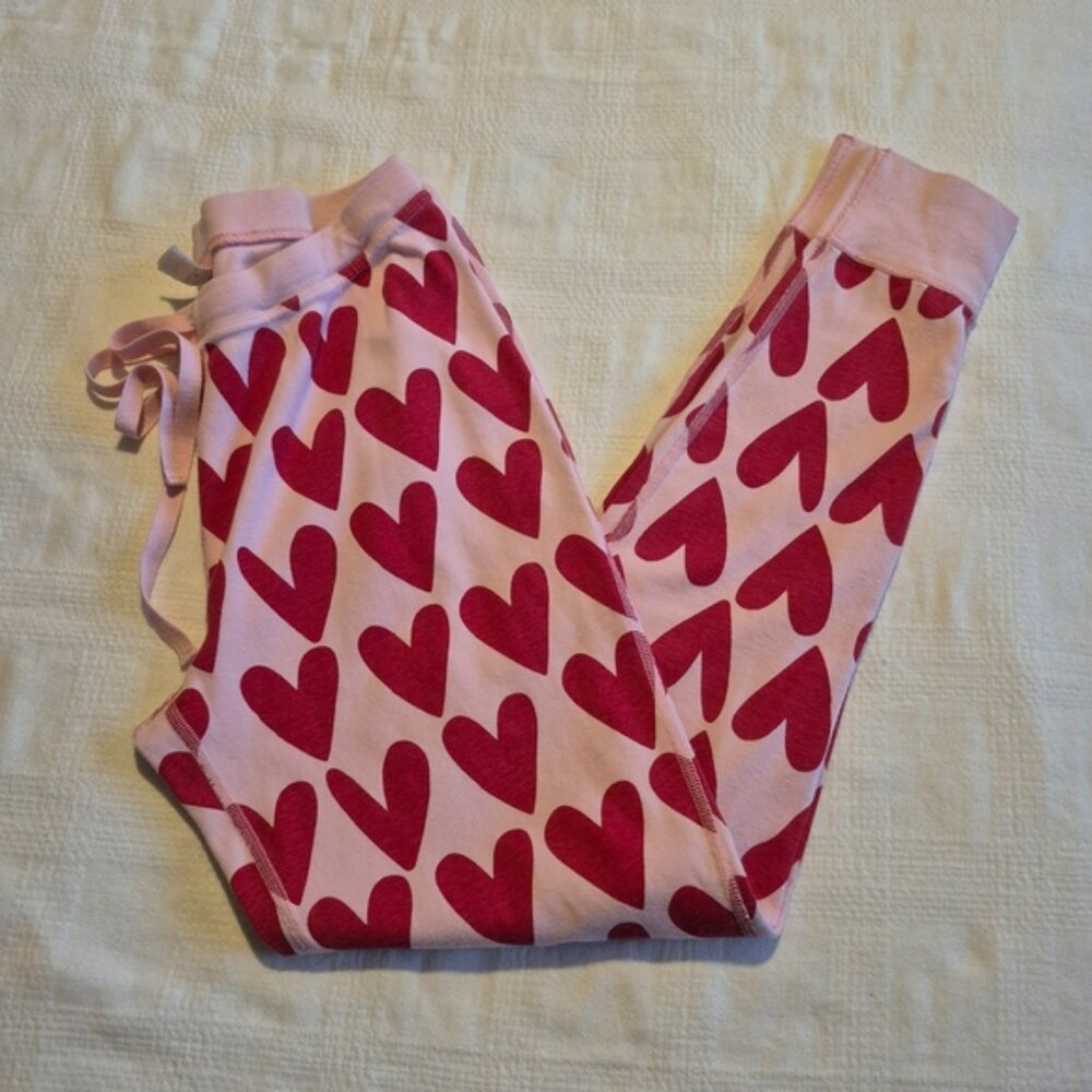 Hanna Andersson women's size Medium pink with red heart pajama bottoms VGUC